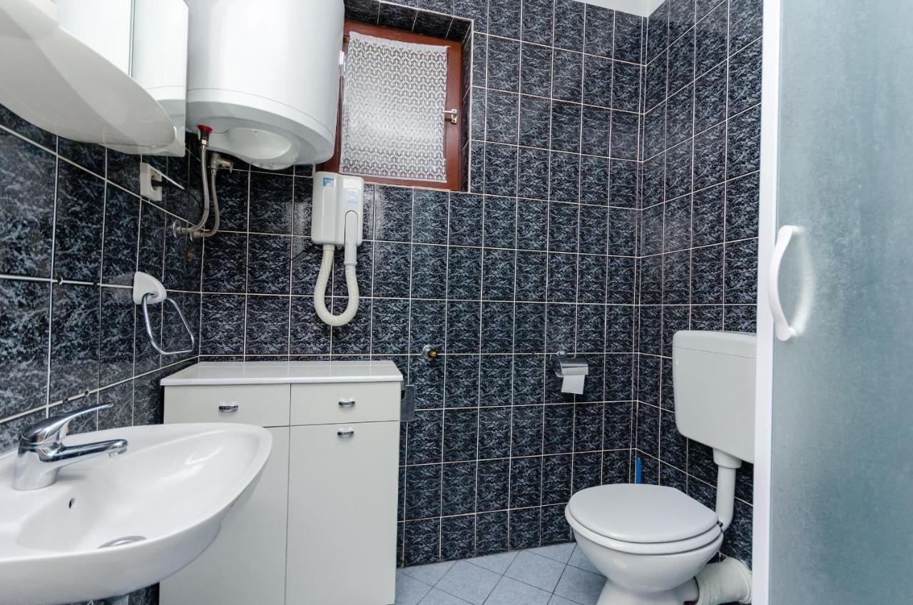Apartments Zorka Kampor Ngoại thất bức ảnh