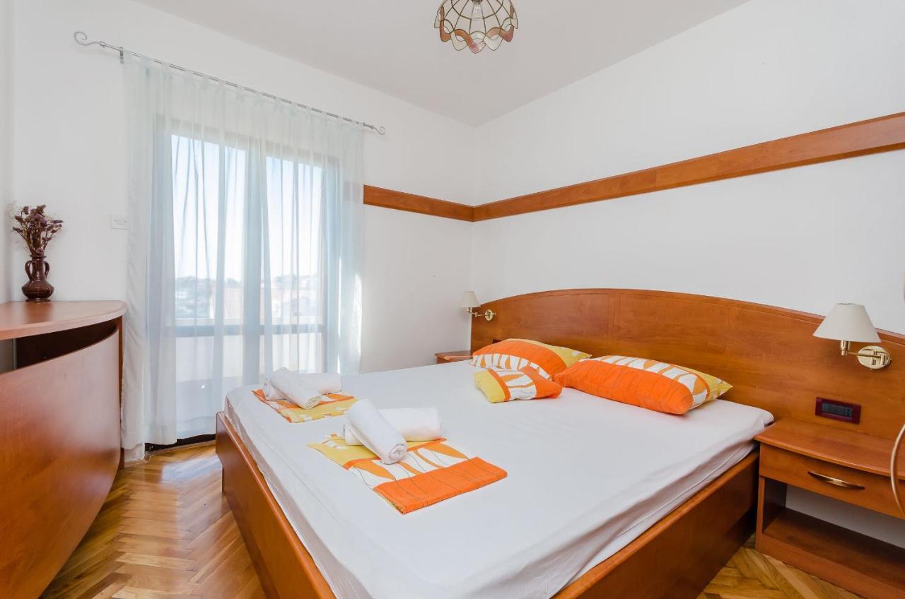 Apartments Zorka Kampor Ngoại thất bức ảnh