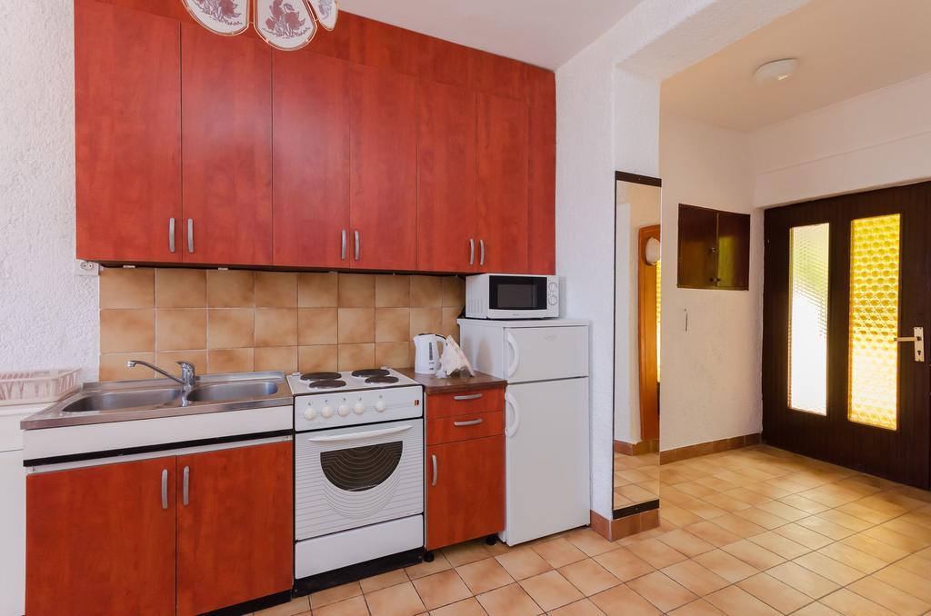 Apartments Zorka Kampor Ngoại thất bức ảnh