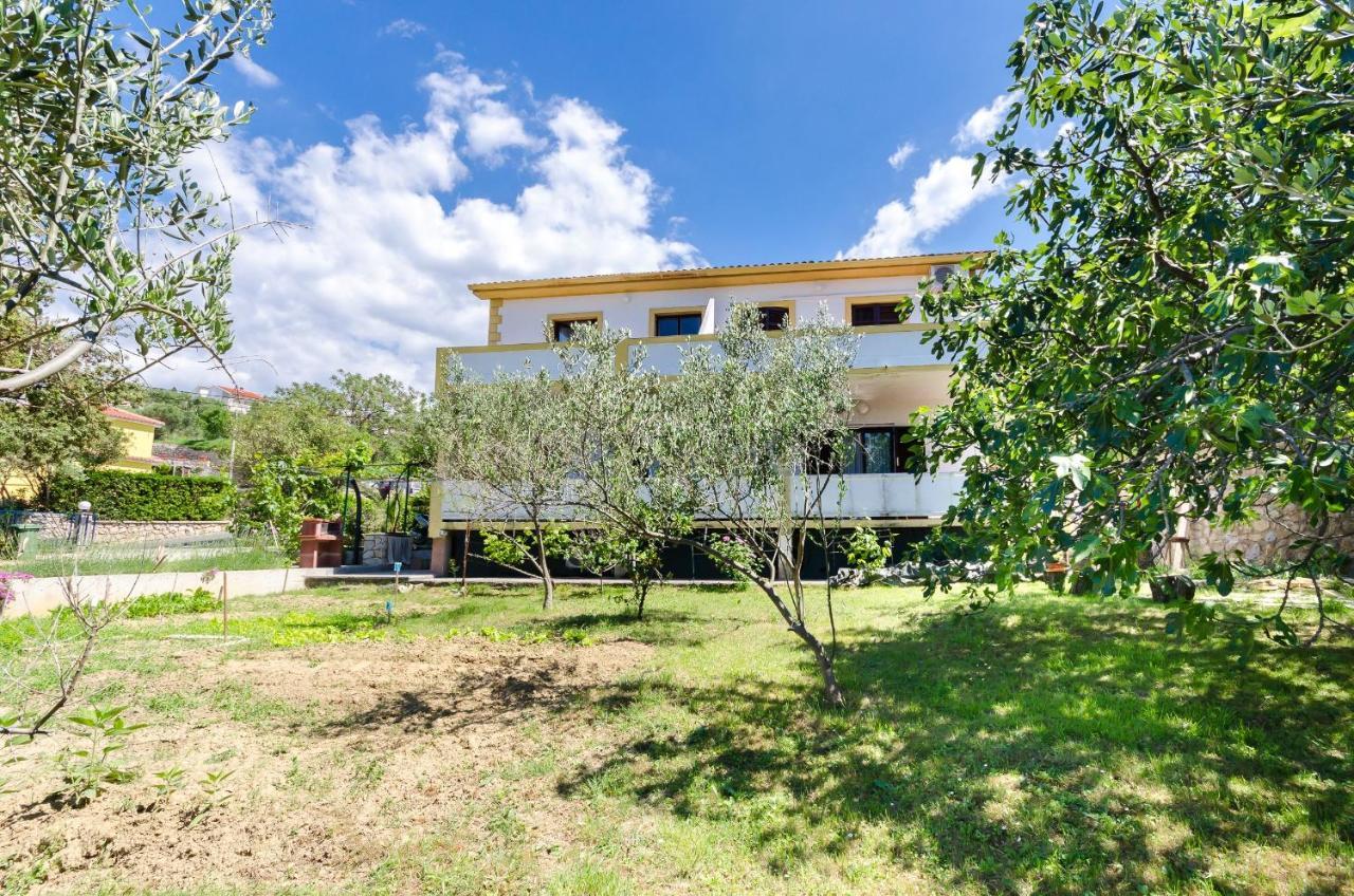 Apartments Zorka Kampor Ngoại thất bức ảnh