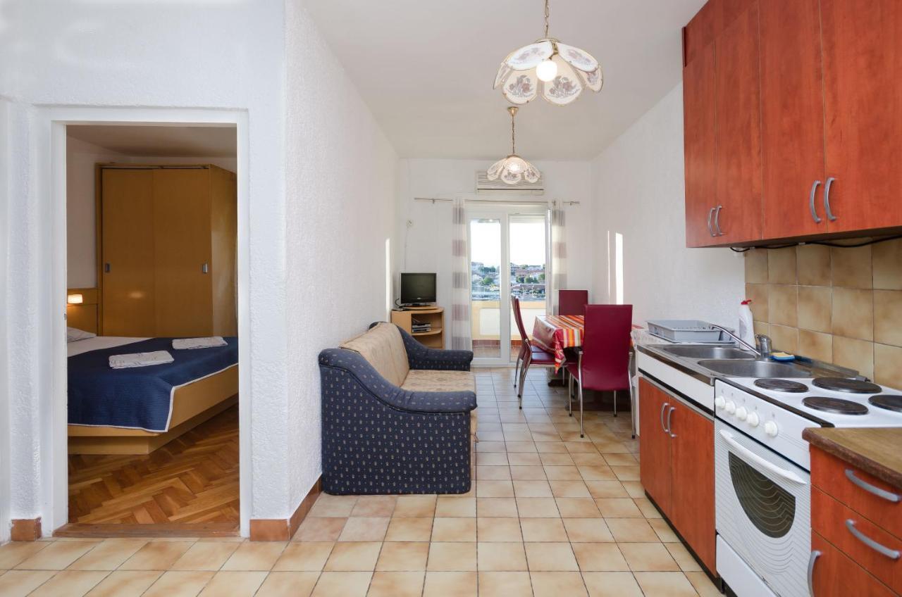 Apartments Zorka Kampor Ngoại thất bức ảnh